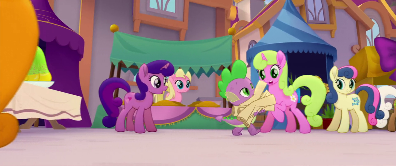 Dragon Cuisine Divide: Canterlot Restaurants Split Over Trend